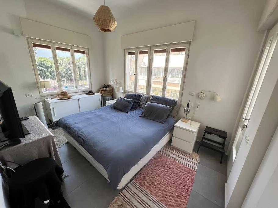 Lovely Flat In Sheinkin Street Apartment *